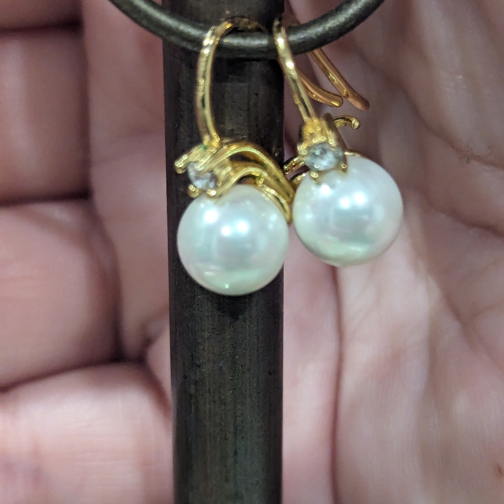 18K Gold yellow pearl drop earrings